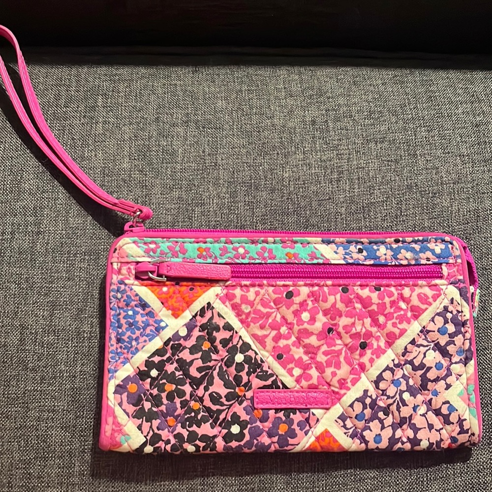 Vera Bradley Wallet/ Clutch